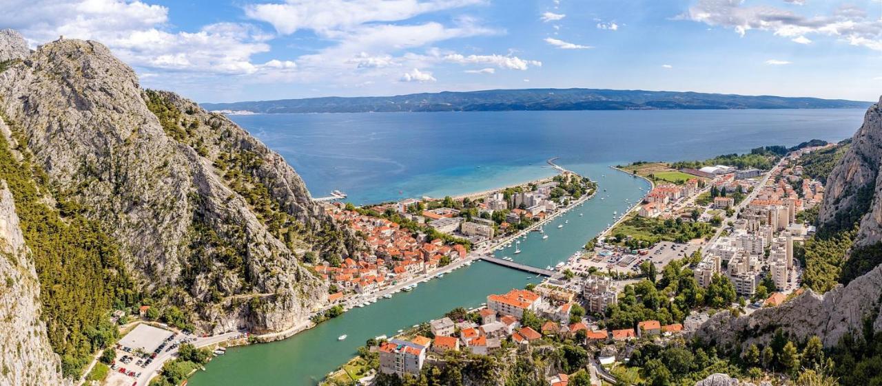 Villa Dream With Private Pool, 2 Bedrooms With En-Suite Bathrooms, Sea View Omiš Eksteriør billede