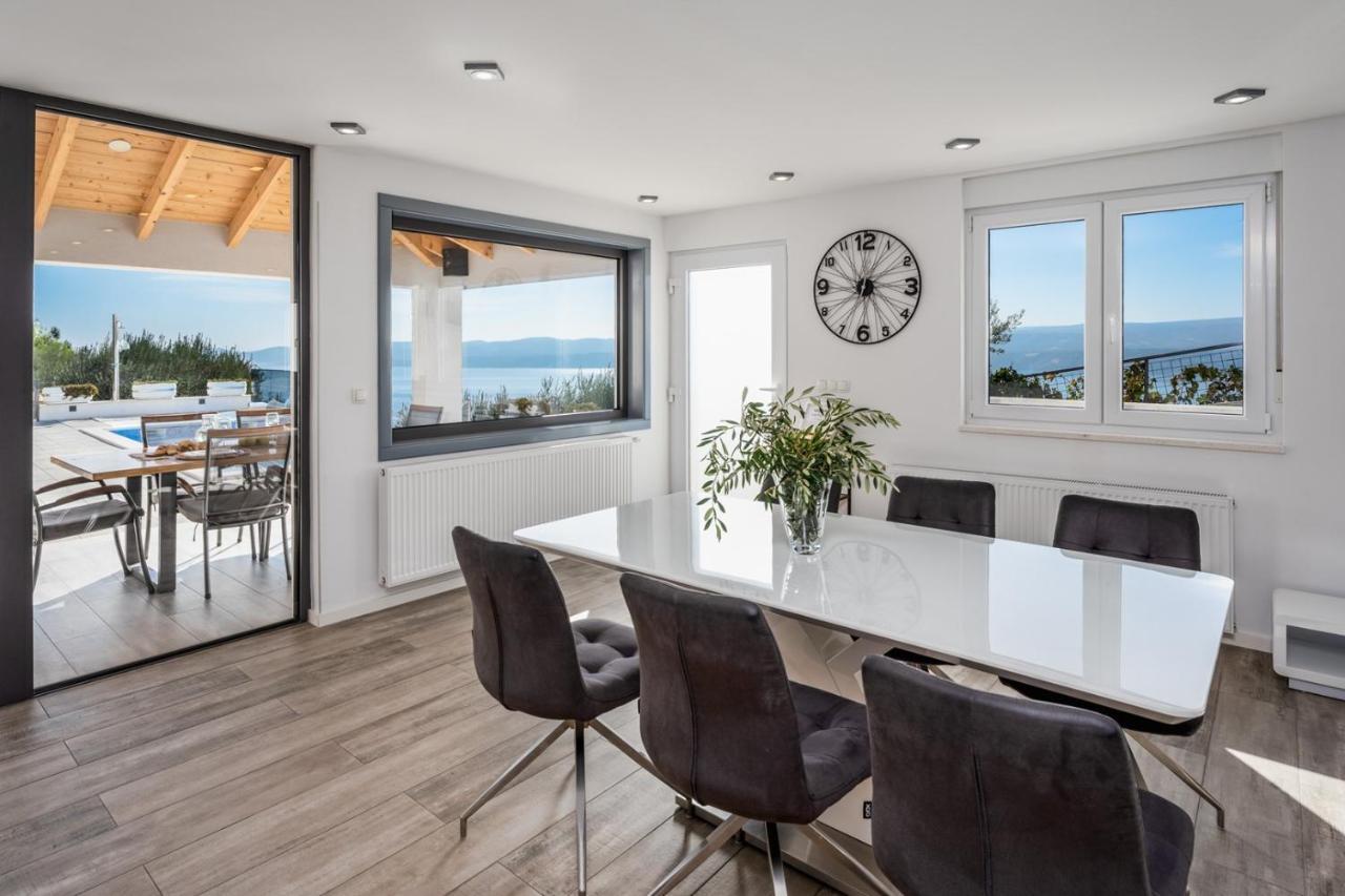 Villa Dream With Private Pool, 2 Bedrooms With En-Suite Bathrooms, Sea View Omiš Eksteriør billede