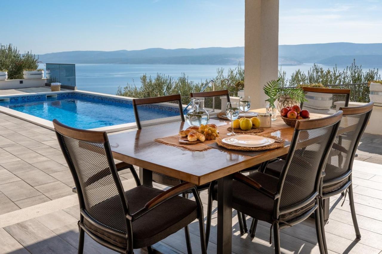 Villa Dream With Private Pool, 2 Bedrooms With En-Suite Bathrooms, Sea View Omiš Eksteriør billede